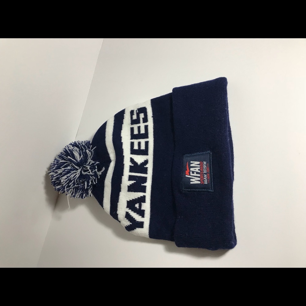 New York Yankees beanie hat blue white Pom Pom - Picture 2 of 2